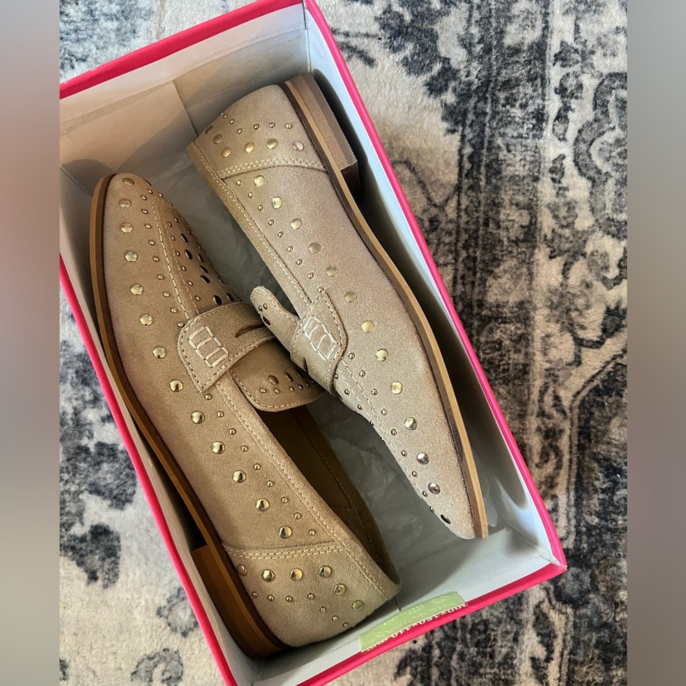 Worn once! Vince Camuto Tan Split Suede Studded Loafers • 9.5